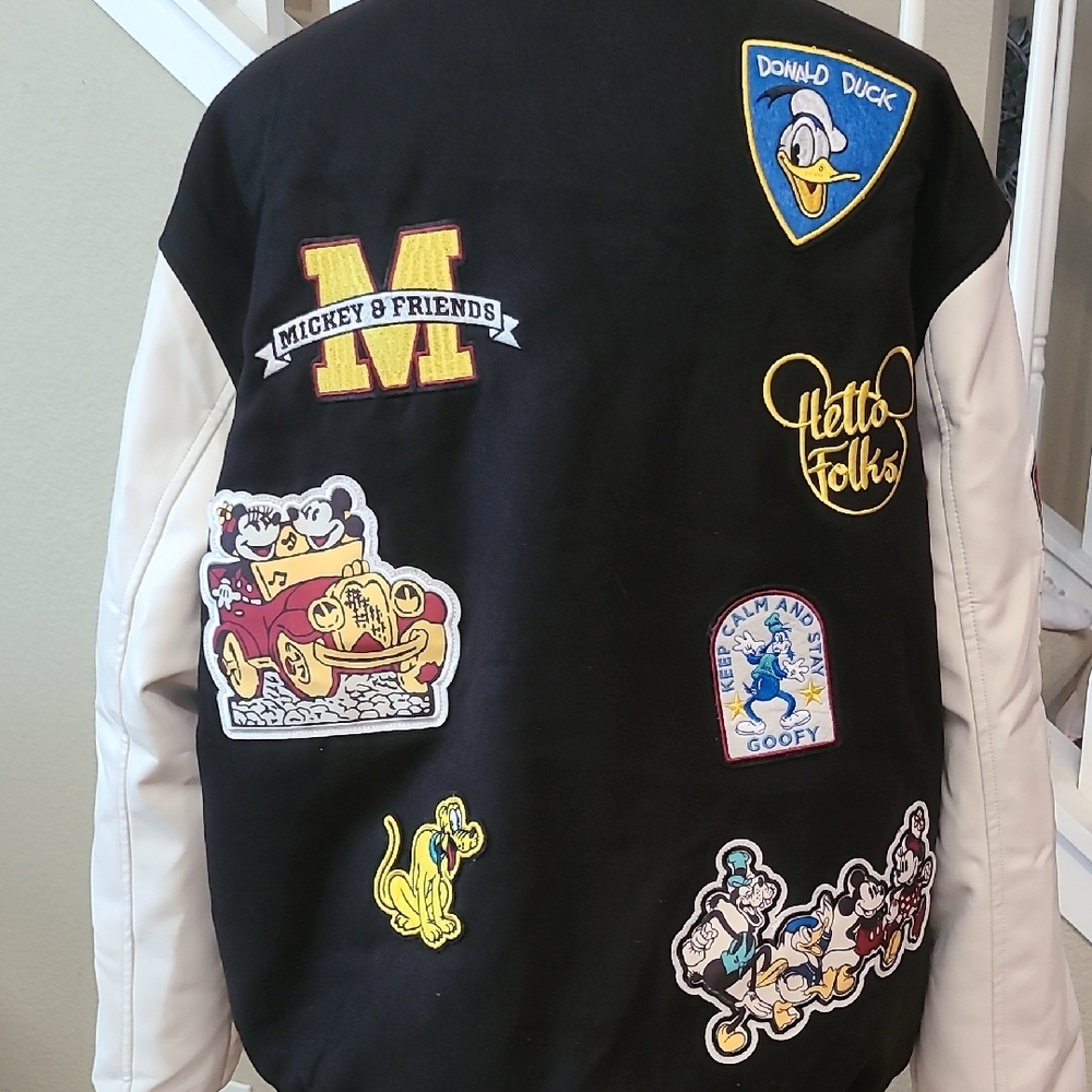 Disney Jacket with Mickey Mouse Patch - Black and White Mens Lg/Womens Xl - Picture 5 of 15